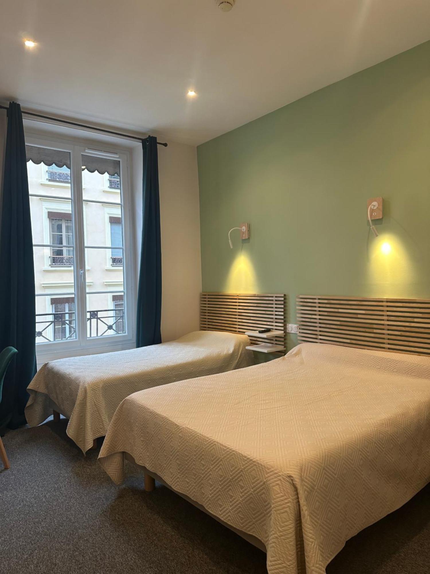 Hotel Azur Lyon Kültér fotó